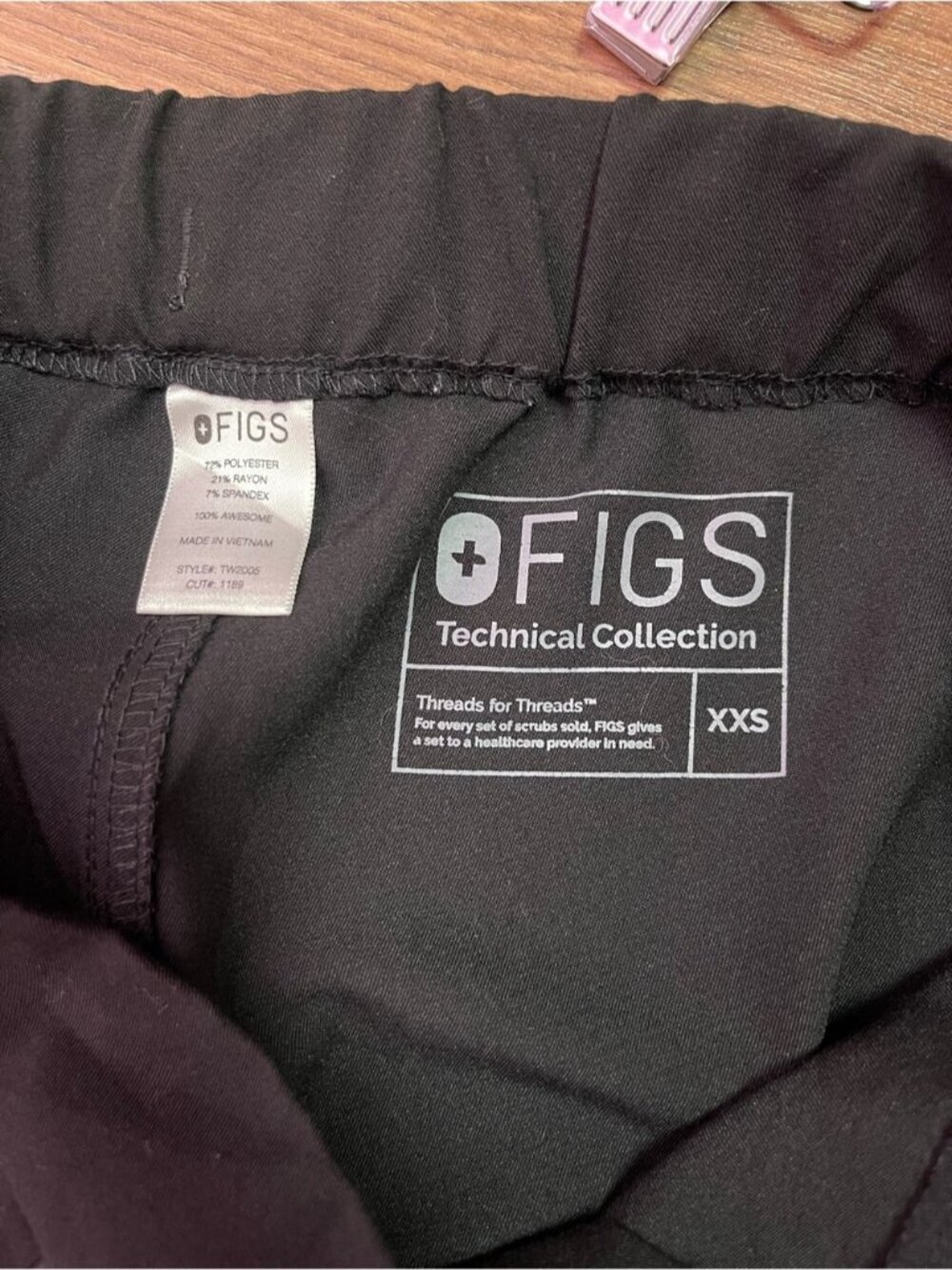 FIGS Satura Scrub Pants Women'S XXS Black TW2005 Seamed Front Discontinued - Picture 6 of 6